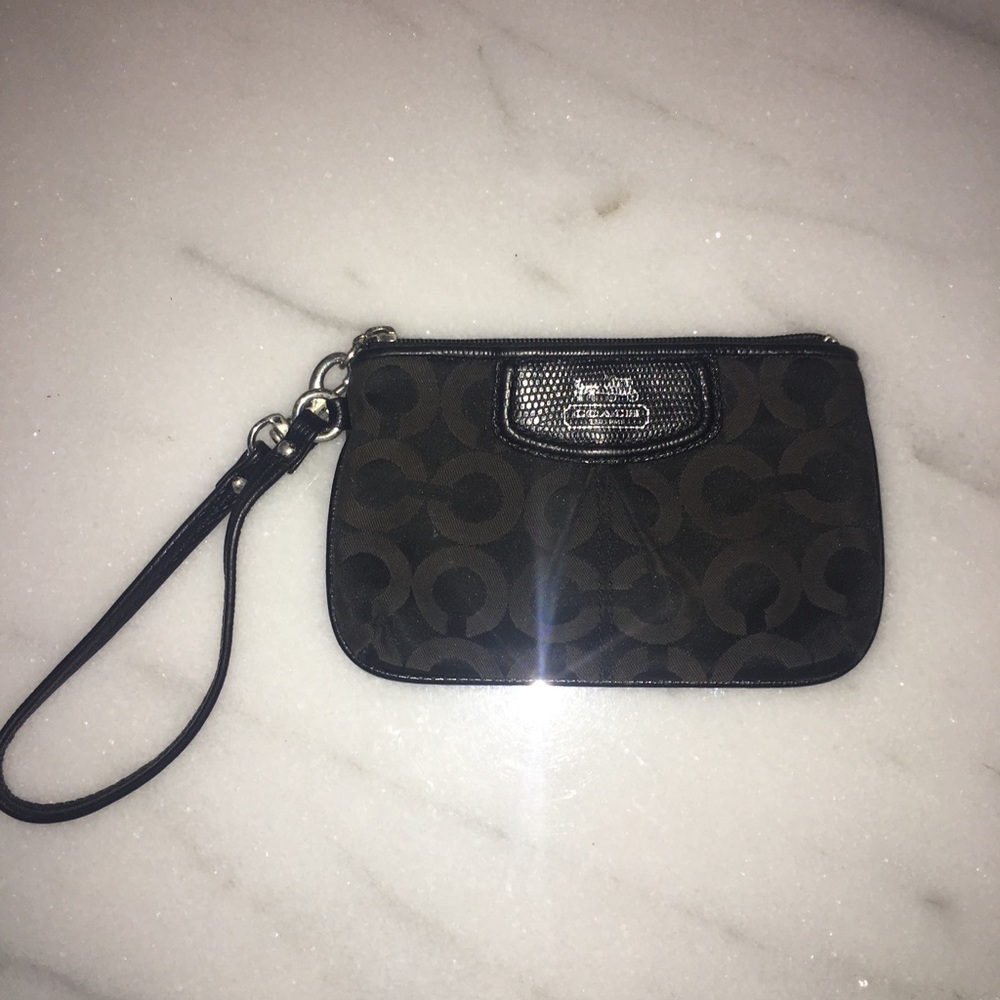 Authentic Coach Wristlet!!!